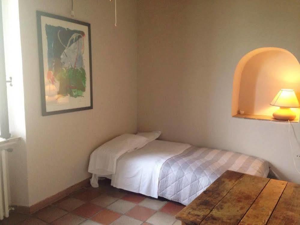 Hotel Il Poggio Dei Pettirossi Bevagna Exterior foto